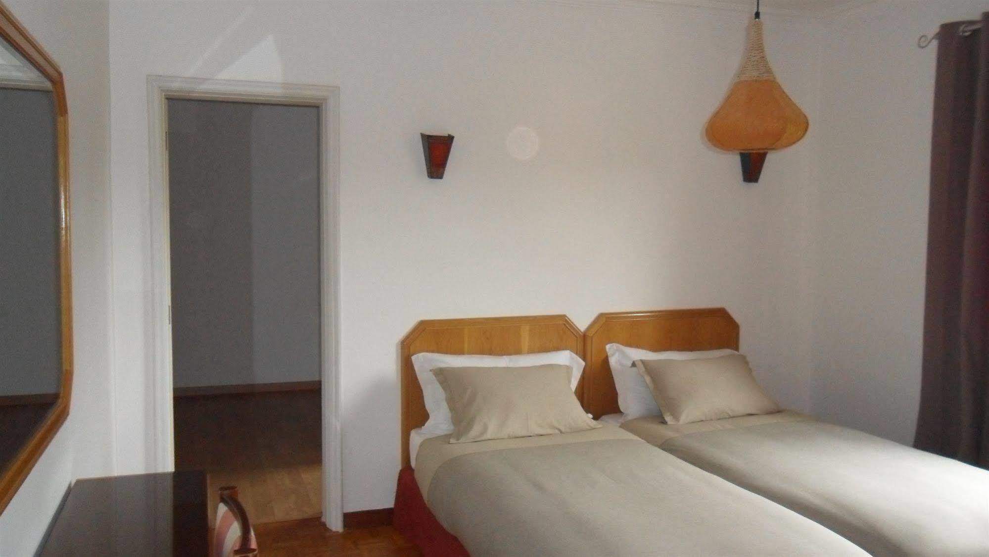 Guincho Wind Factory Guest House Cascais Buitenkant foto